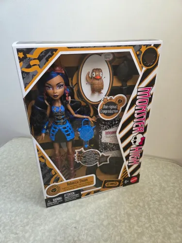 Robeca Básica - Creeproduction lacrada - Monster high