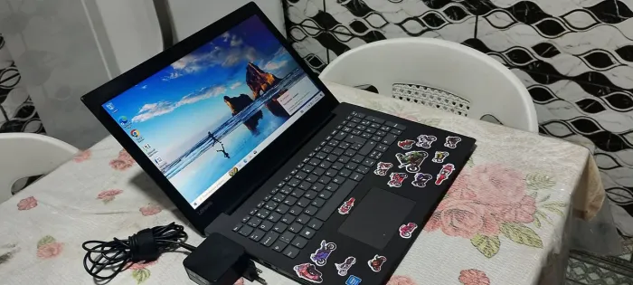Notetbook Lenovo hd 1tera 4gb bateria boa já formatado pacote off