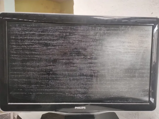 3 tvs para retirada de peças ou conserto sucata