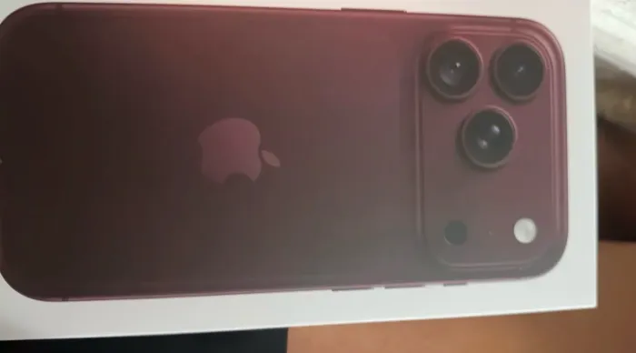 iphone 18pro 256 lacrado