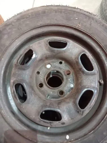 Roda Ferro Aro 13 Volkswagen Gol Voyage Quadrado 