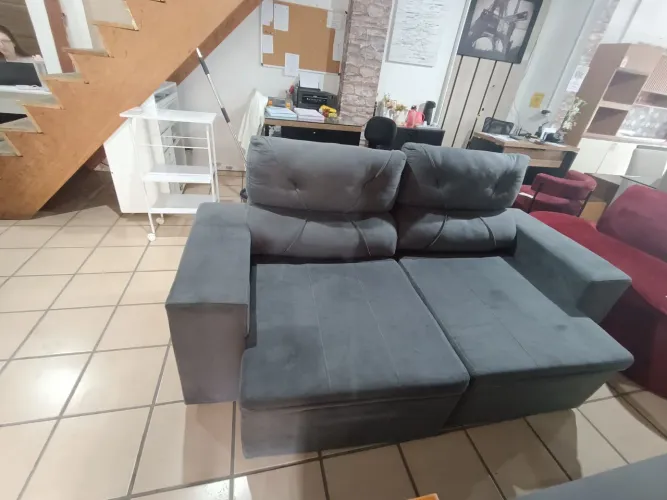 Sofá Retrátil e Reclinável