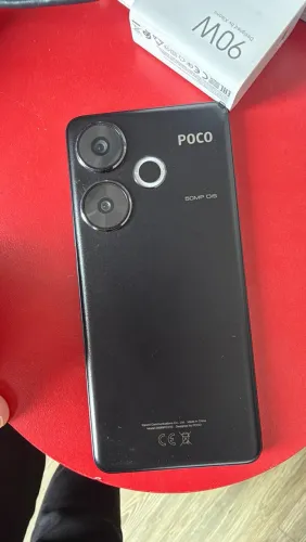 Xiaomi POCO F6 5G 12GB RAM 512GB - Funcionando perfeitamente
