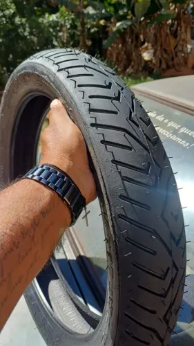 Pneu remold para moto ......