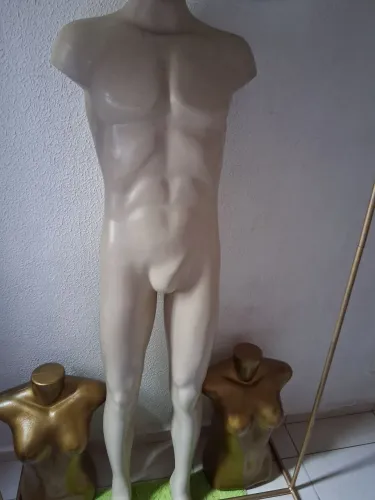 Manequins