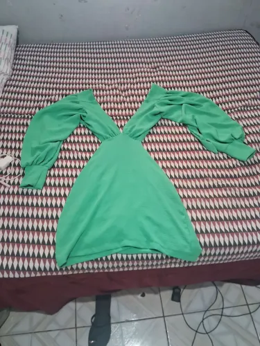 VESTIDO VERDE