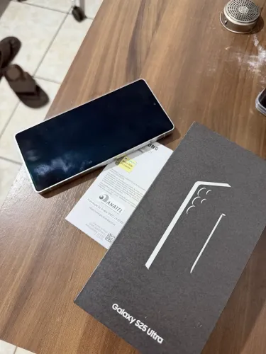 Vendo Galaxy S25 Ultra Nota Fiscal e Samsung Care