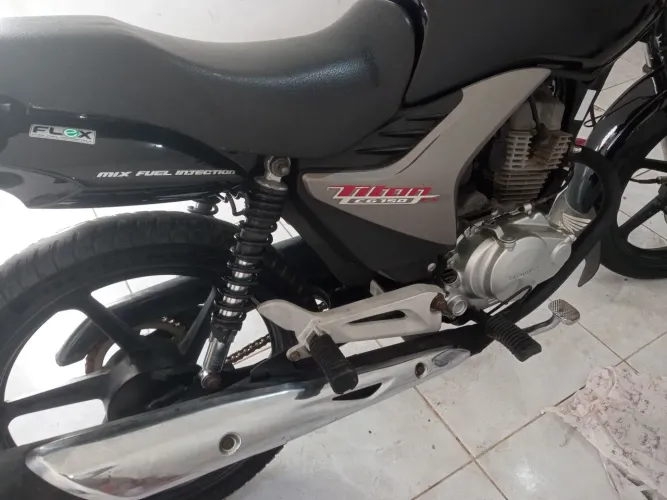 Titan cg 150 EX ano 2013