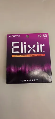 Encordamento Elixir 012 para violão