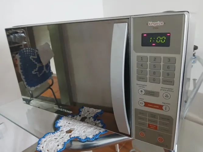 Micro-ondas espelhado inox Brastemp 38 litros
