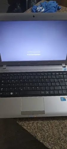 Notebook RV411 - Não carrega windows