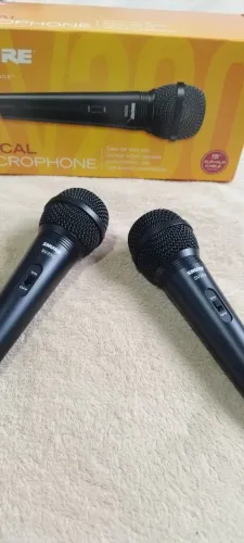Vendo urgente microfones SHURE