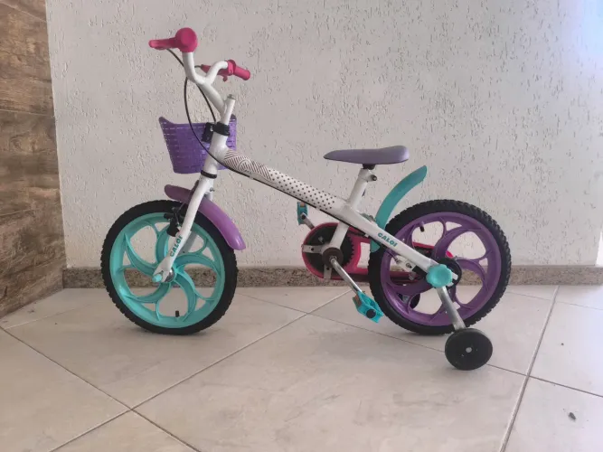 Bicicleta Caloi Ceci aro 16