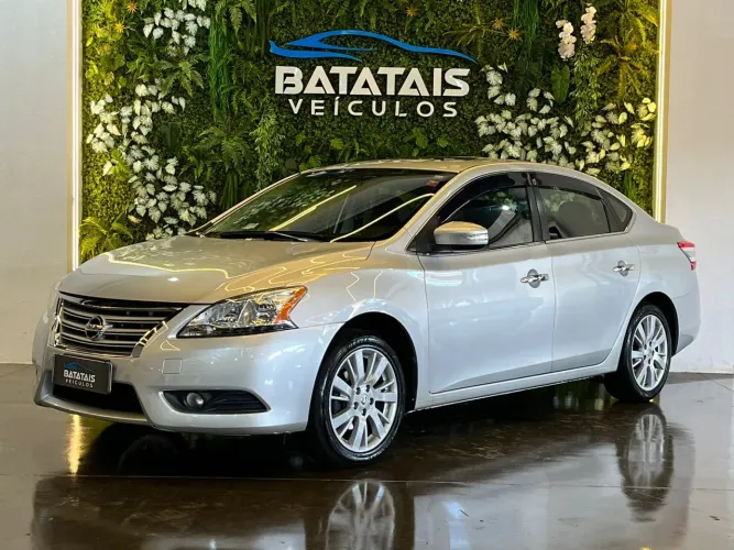 Nissan Sentra SL 2.0/ 2.0 Flex Fuel 16V Aut. 2016