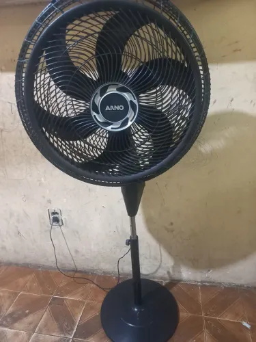 Ventilador Arno Silence Force coluna 50cm