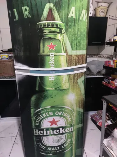 Geladeira envelopada.