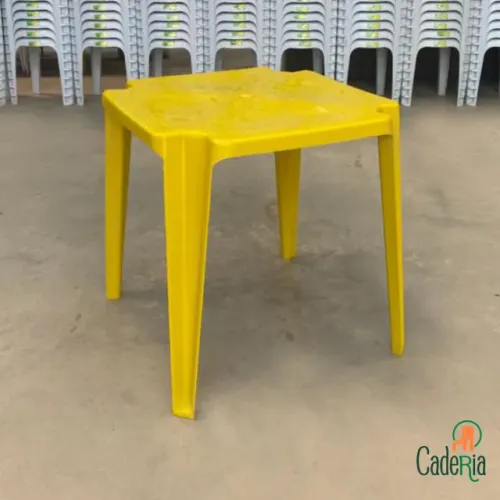 Mesa Plástica Quadrada