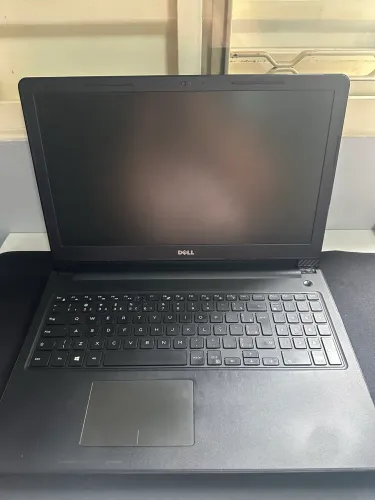 VENDO NOTEBOOK DELL INSPIRON- Usado