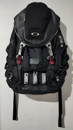 Mochila Oakley Kitchen 1° geração