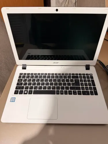 Notebook Acer i3 6 geração com ssd tudo 100% funcionando