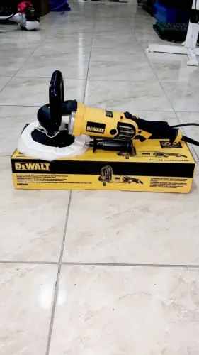 Politriz e Lixadeira profissional 1250w Dewalt - Nova/Loja