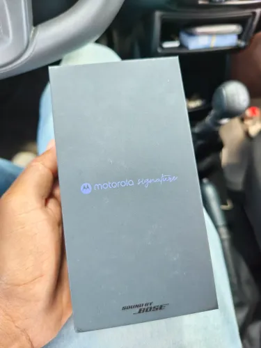 Motorola Signature