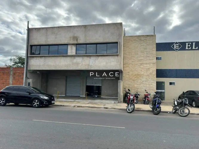 Ponto comercial na Av. Mário Rodrigues Coelho | 340m²
