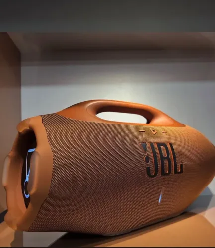 JBL Boombox 4 Marrom Bluetooth Nova