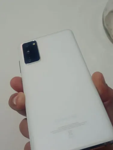 Celular s20 fe