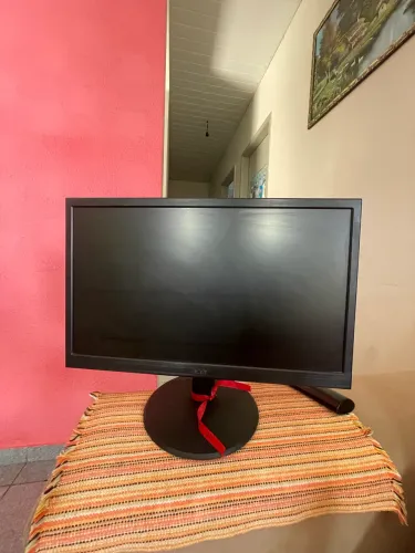 Monito acer 4k 21 polegadas