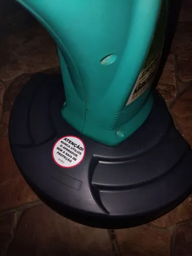 Máquina de cortar grama