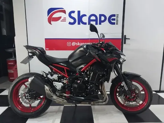 Z 900