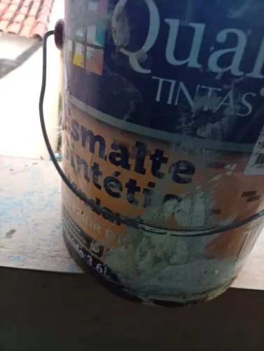 Lata de tinta 
