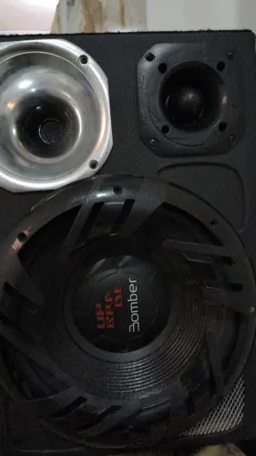 Caixa De Som Automotiva Upgrade Bomber Taramps TS 400 X4 Amplifier 400W RMS 2 OHMS