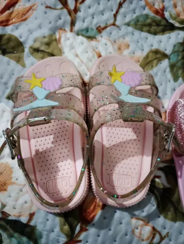 Sapatinho de menina bebê