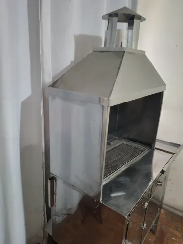 Trailer de churrasquinho