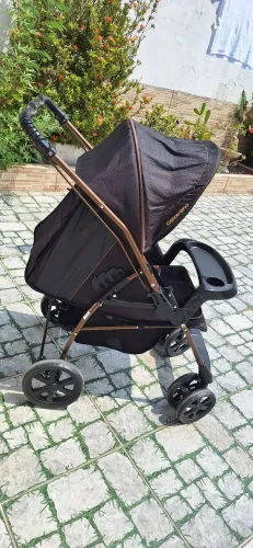 Carrinho de bebê Milano REV II Galzerano para passeio passeio