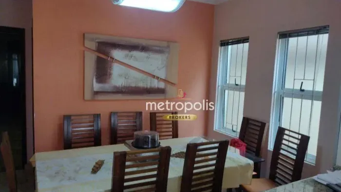 Sobrado com 4 dormitórios à venda, 250 m² por R$ 699.000,00 - Utinga - Santo André/SP