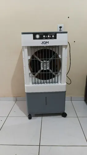 CLIMATISADOR NOVO