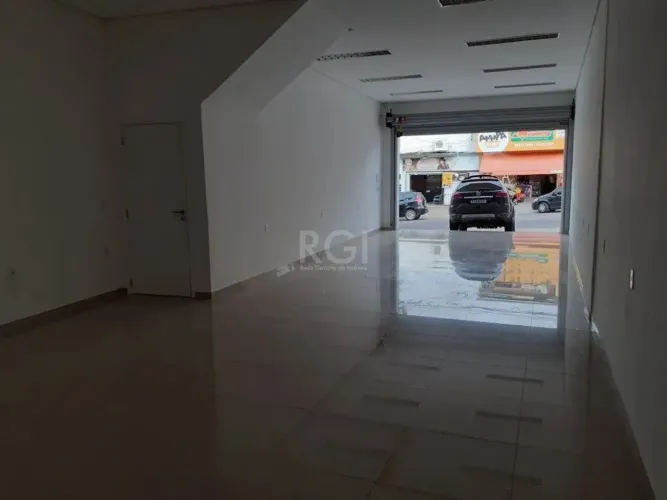Ponto Comercial/Loja para Locação no Bairro Glória com 90 m² de Área Útil disponível