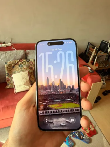 iPhone 15 - 128GB