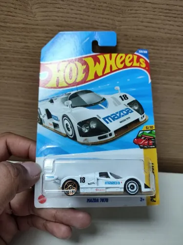 HotWheels MAZDA 787B