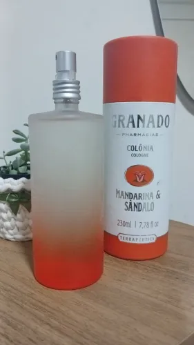 ? GRANADO PHARMÁCIAS - MANDARINA & SÂNDALO - 230 ML