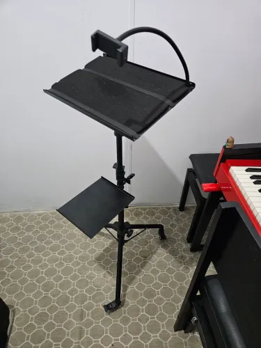 Suporte Projetor Tripé Pedestal Notebook Ajustável Com Rodas