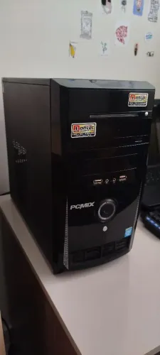 GABINETE À VENDA