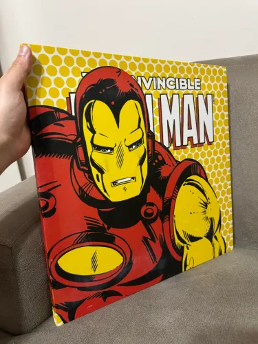 Quadro Homem de Ferro Marvel com Iluminação nos Olhos (para reparo)