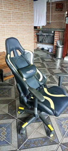 Cadeira gamer moob usada