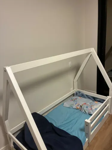 Cama montessoriana infantil + colchão