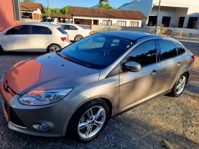 Ford Focus Sedan 2.0 16v/2.0 16V Flex 4P Aut. 2015