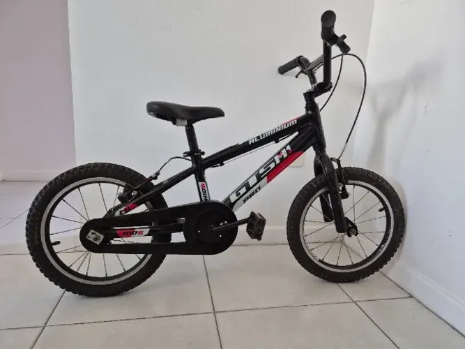 Bicicleta aro 16 GTSM1 quadro alumínio